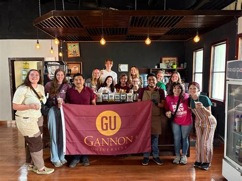 Opportunities You Can Only Find At Gannon University Some Of Our Gannon Ruskin Students And Faculty Part Of The Physician Assistant Pa Program Volunteered At The Medical Tent At The Disney
