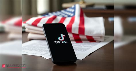 Oracle Apple Google Diverge On Whether To Keep Serving Tiktok Bloomberg Oracle Apple Google Diverge On Whether To Keep Serving Tiktok Bloomberg