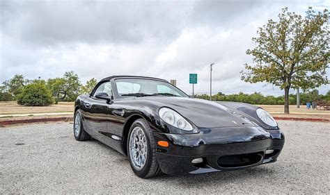 Panoz Esperante: A Heritage of Performance and Unique Design