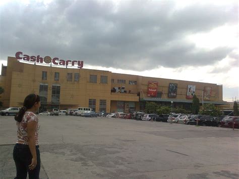 Parking At Cash And Carry Makati
