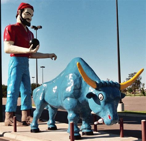Paul Bunyan Statue Brainerd Mn