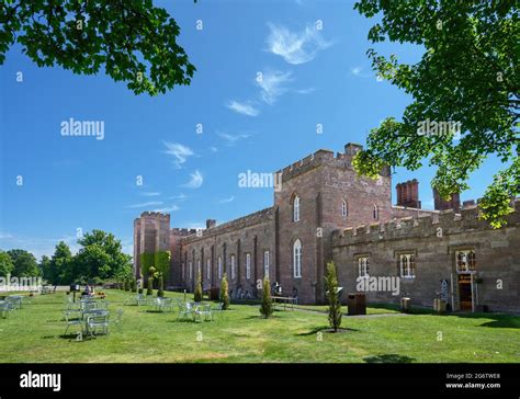 Perth Scotland Palace Hi Res Stock Photography And Images Alamy