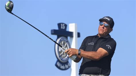 Phil Mickelson Sets Early Lead At Pga Championship And A Chance At History Cnn Phil Mickelson Sets Early Lead At Pga Championship And A Chance At History Cnn