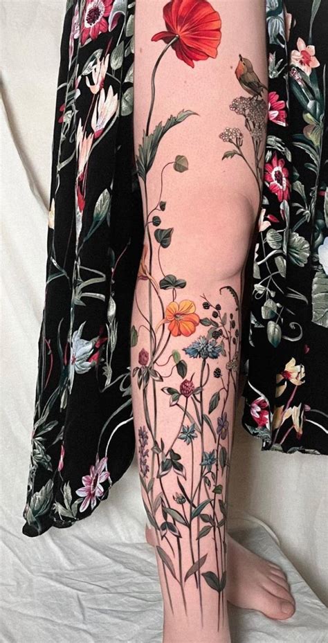 Pin By Aysanmis On Tattoo Ideas Simplistic Tattoos Flower Leg