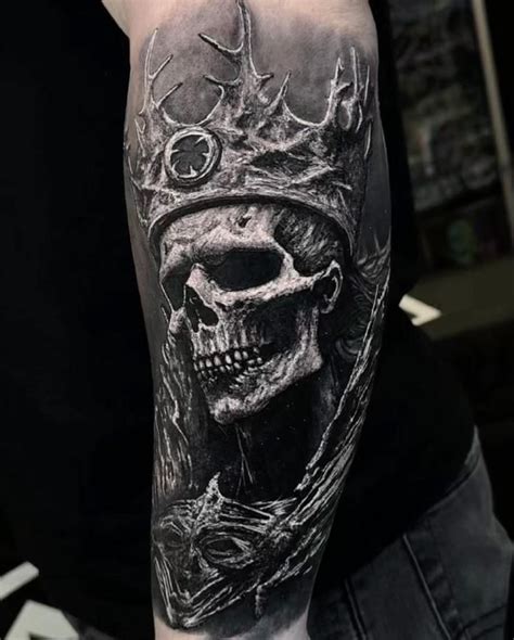 Pin By Berkay Ilhan On Black Skull Sleeve Tattoos Skull Tattoo