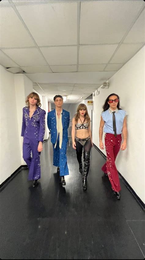 Pin Di Sere Serena Su M Neskin Celebrit Band Musicali David Pin Di Sere Serena Su M Neskin Celebrit Band Musicali David