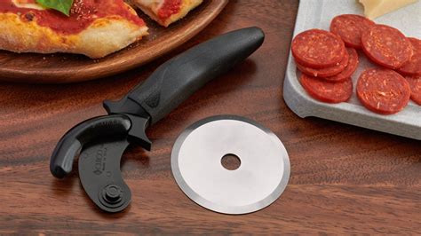 Pizza Cutter Removable Blade Free Sharpening Forever By Cutco Pizza Cutter Removable Blade Free Sharpening Forever By Cutco