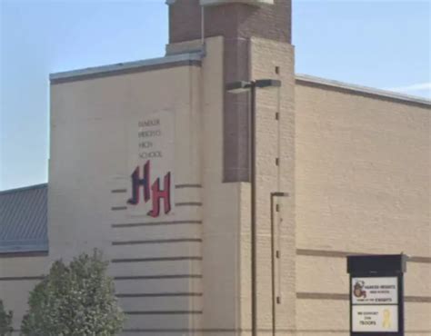 Police Search For Man Who Flashed Harker Heights High School Student Police Search For Man Who Flashed Harker Heights High School Student