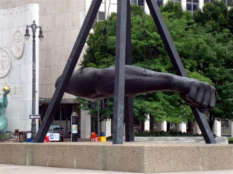 Quirky Attraction The Joe Louis Fist Statue In Detroit Quirky Travel Guy