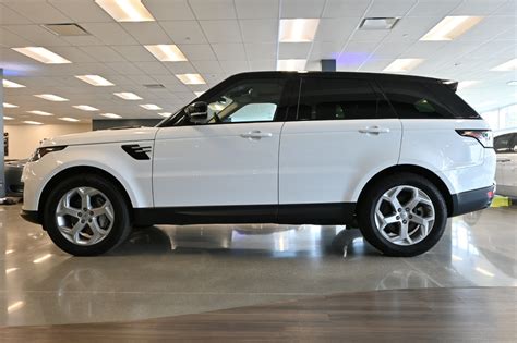Maximize Comfort and Space with Range Rover 3rd Row Seating Options