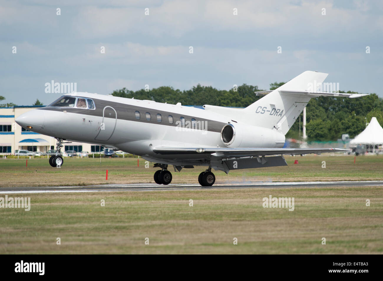 Raytheon Hawker 800Xp Jet Landing At Farnborough Airport Stock Photo