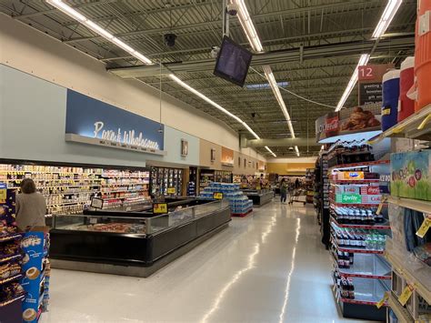 Remodeling At Stater Bros Former Albertsons Downey Ca Groceteria Com