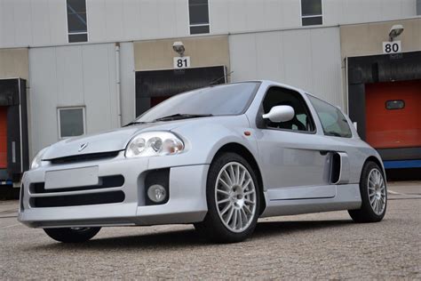 Renault Clio V6 3 0 Rs Phase 1 Other Race Cars Racemarket Net Europe S Biggest Racing Marketplace Network