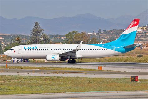 Report Risk Of Tail Tipping On Luxair S Boeing 737 800