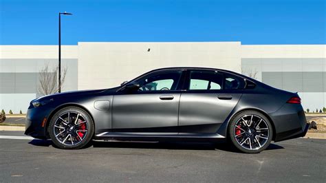 Review 2025 Bmw M5 Shows Off A Range Of Personalities Review 2025 Bmw M5 Shows Off A Range Of Personalities