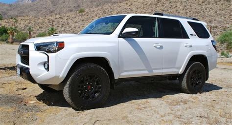 Review Toyota 4Runner Trd Pro Is A Time Machine You Can Buy Today Carscoops