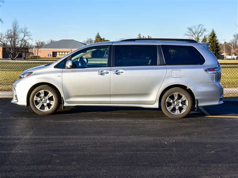 Review Toyota Sienna Minivan Today S Parent Review Toyota Sienna Minivan Today S Parent