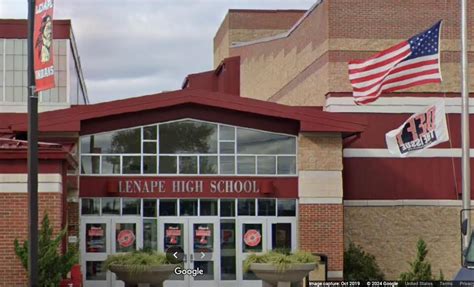 Rising Lenape Hs Sophomore Standout Athlete London Deshields Dies 15 Newsbreak