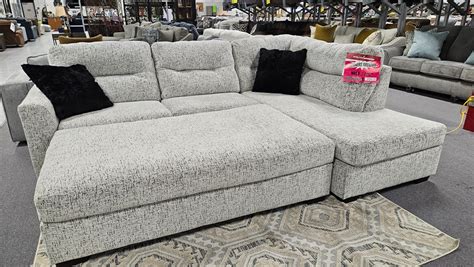 Luxury and Elegance: Discover the Finest Royal Star Furniture Options