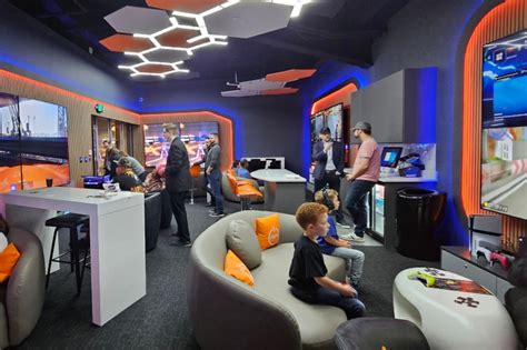 Rp1 Gaming Lounge Opens At Mjr Theatres In Southgate What Gamers Can Expect Rp1 Gaming Lounge Opens At Mjr Theatres In Southgate What Gamers Can Expect