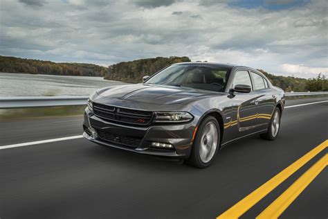 RT Dodge Charger 2016 Review: Performance, Features, and Prospects
