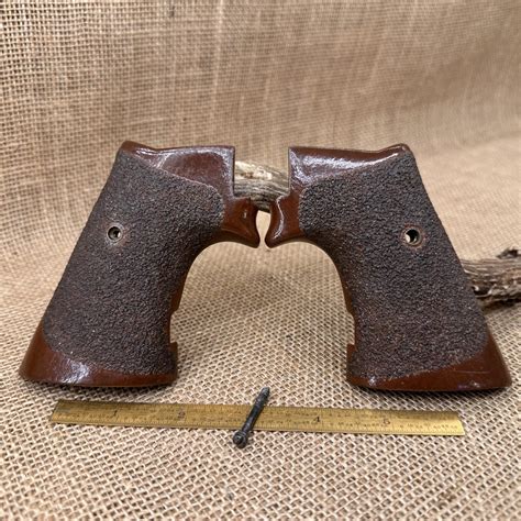 Ruger Old Model Blackhawk Single Six Target Satin Walnut Grips Jay