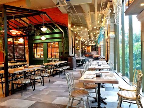 Sadang Stay Near Food Alley 2025