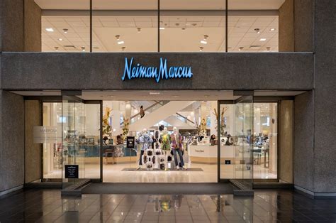 Saks Global Acquires Neiman Marcus
