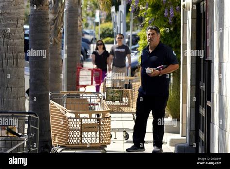 San Francisco Usa 27Th July 2023 A Customer Walks Out Of A