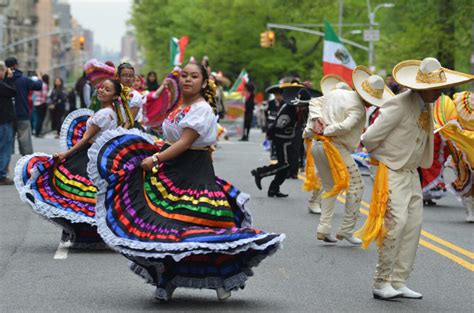 Saturday S Festival Cinco De Mayo Celebrates Valley Junction S Mexican