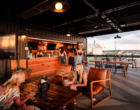 Savor The Delightful Atmosphere At Lucky 7 Bar And Grill Savor The Delightful Atmosphere At Lucky 7 Bar And Grill