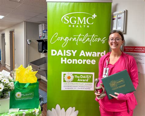 Sgmc Recognizes Nursing Care Team With Daisy Award Sgmc Health