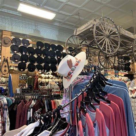 Shop Local At Kalispell S Boutiques And Stores Kalispell