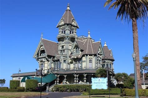 Shopping Eureka S Old Town Is A Nostalgic Trip To A Time When Selecting Gifts Was A Light Hearted Journey Of Exploration Brighten Your Holiday With A Visit To Eureka And And Its Version