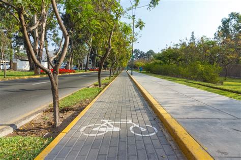 Sidewalks And Bicycle Lanes Are Coming To Three Streets In South Sidewalks And Bicycle Lanes Are Coming To Three Streets In South