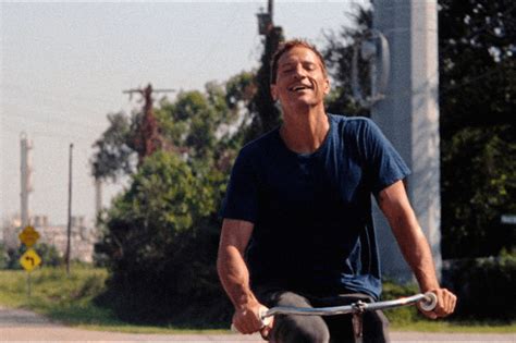 Simon Rex Is Sensational In Red Rocket Vanity Fair