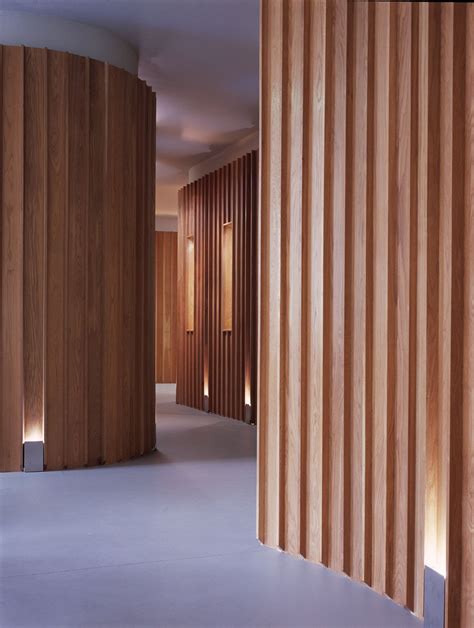 Sinuous Foyer Spaces A Modern Twist On Corridors