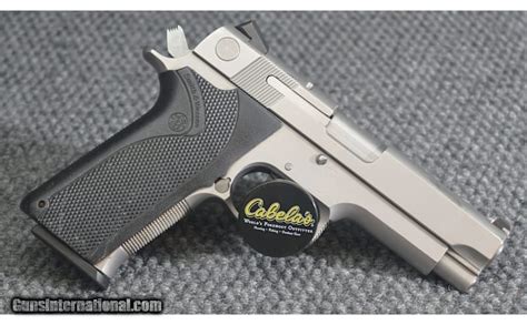 Smith And Wesson 1076