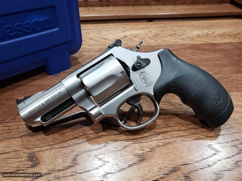 Smith And Wesson Model 69 44 Magnum Gun Runners