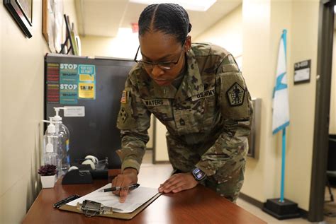Soldiers Encouraged To Update Dd Form 93 During Pai To Prevent Delays In Care Benefits Article The United States Army