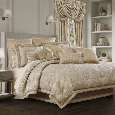 Sondra Comforter Set J Queen New York