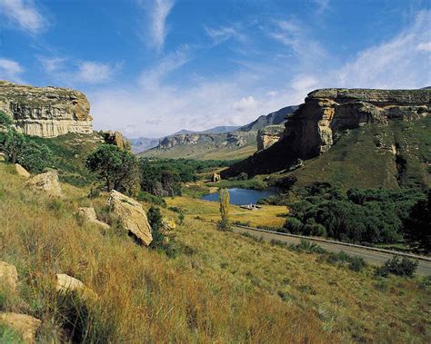 Discover the Charm of South Africa Clarens: A Complete Travel Guide