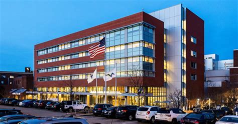 South Shore Hospital Named One Of The Best Hospitals In The Boston Metro Area By U S News World Report South Shore Health