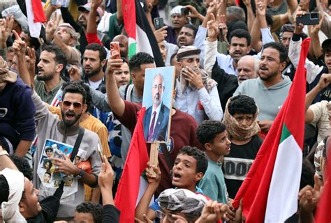 Spike In Saudi Arabia Uae Tensions Is Good News For Houthis Bad News