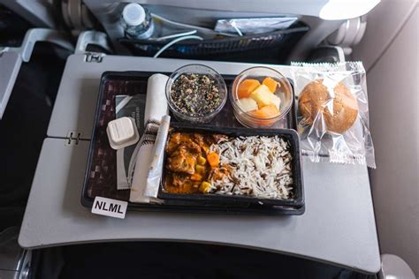 Spoiled Food on Delta Flight: What You Need to Know