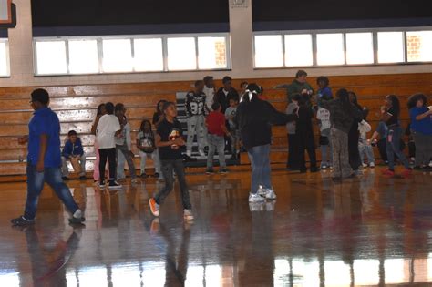 Spring Hill Middle School Home Spring Hill Middle School Home