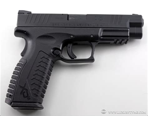Springfield Xdm 9Mm Review Better Than Glock 17 19 One Of The Best Springfield Xdm 9Mm Review Better Than Glock 17 19 One Of The Best