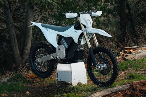 Stark Varg Ex Stark Varg Enduro Ex 60Hp Electric Dirt Bike White Stark Varg Ex Stark Varg Enduro Ex 60Hp Electric Dirt Bike White