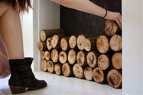 Start Using Fake Fireplace Logs And Go Green Fireplace Design Ideas Start Using Fake Fireplace Logs And Go Green Fireplace Design Ideas