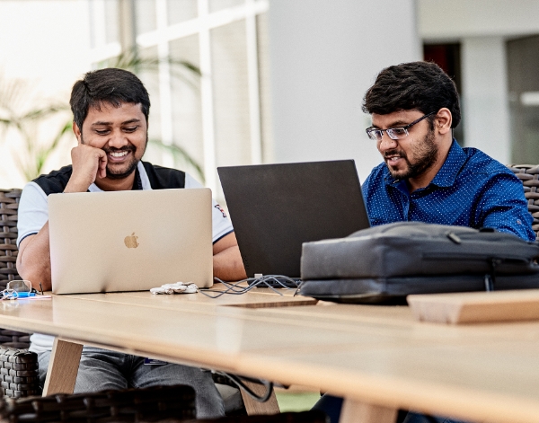 Students Grads Lowe S Careers